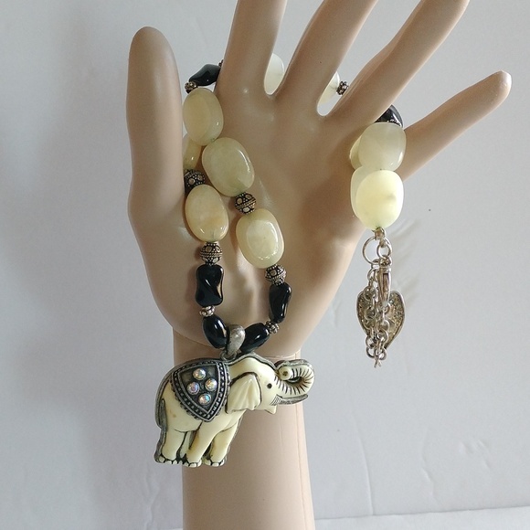 NATURAL ROSE QUARTZ TIBETAN SILVER ELEPHANT TRUNK UP GOOD LUCK PENDANT  NECKLACE - Picture 7 of 8